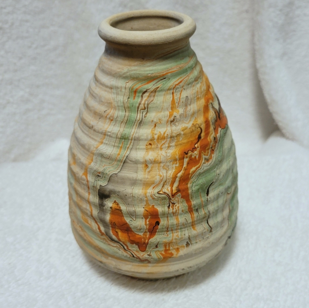 Namadji Indian Pottery Swirl ribbed vase
